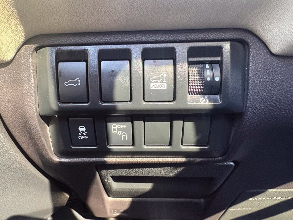 Used 2019 Subaru Ascent Touring AWD/4WD image 15