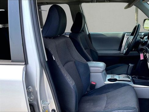 Used 2012 Toyota 4Runner SR5 w/ Convenience Pkg RWD image 9