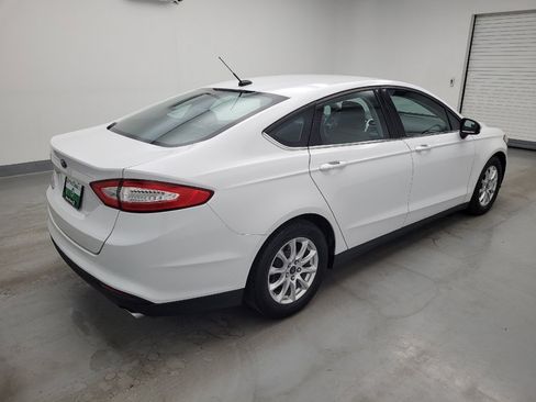Used 2016 Ford Fusion S FWD image 10