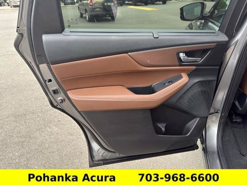 Used 2023 Acura MDX SH-AWD w/ Technology Package image 24