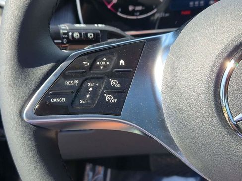 New 2025 Mercedes-Benz GLC 300 4MATIC image 12