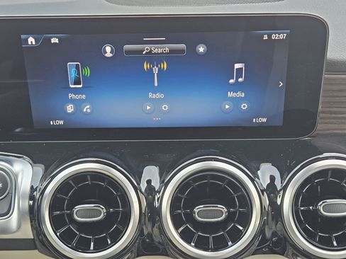 Certified 2026 Mercedes-Benz GLB 250 image 9