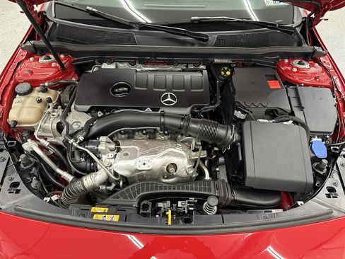 Used 2019 Mercedes-Benz A 220 4MATIC image 9