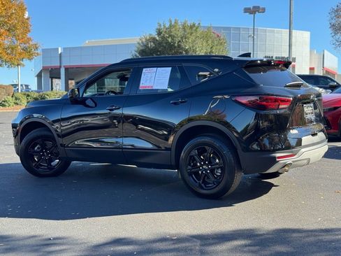 Used 2023 Chevrolet Blazer LT w/ Midnight/Sport Edition image 10