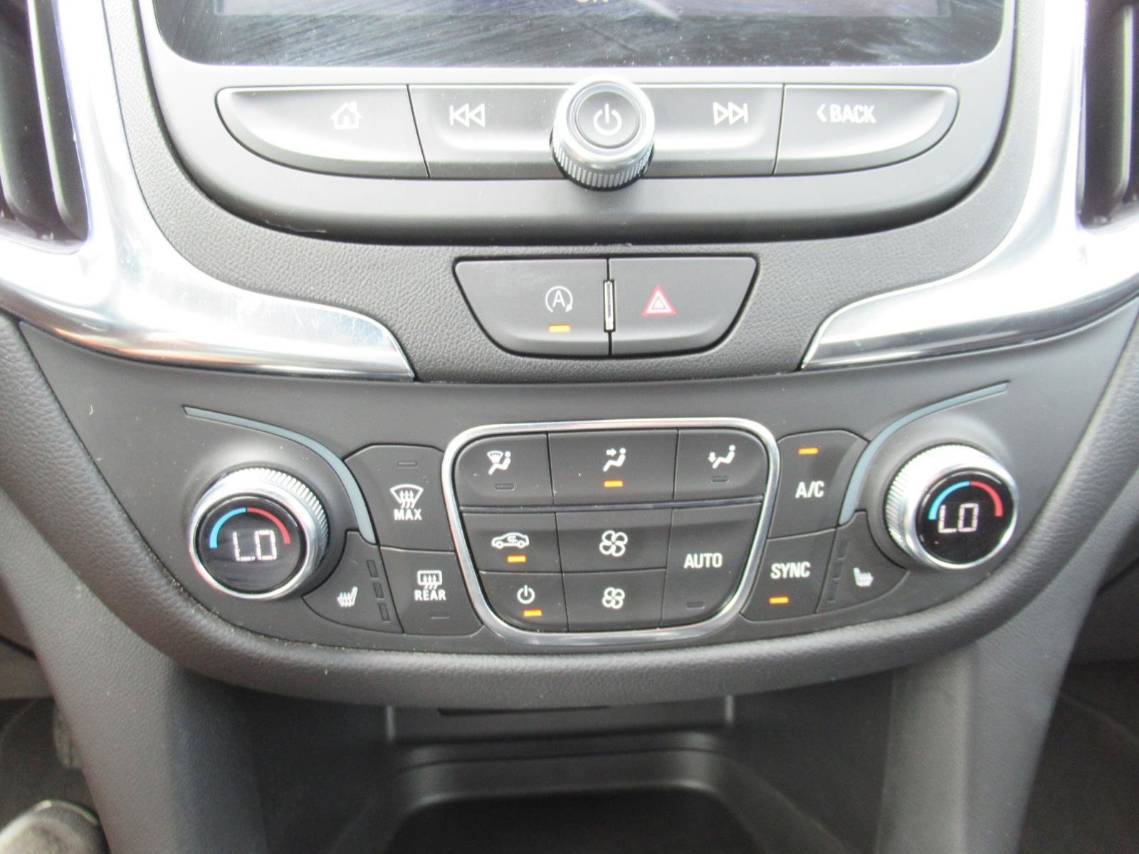 Used 2023 Chevrolet Equinox LT FWD image 29