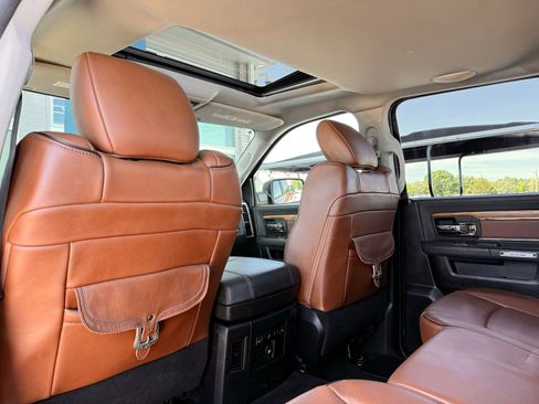 Used 2016 RAM 1500 Laramie Longhorn w/ Convenience Group AWD/4WD image 26