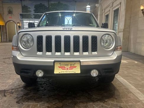 Used 2011 Jeep Patriot Sport AWD/4WD image 3