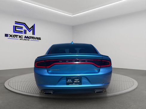Used 2016 Dodge Charger R/T RWD image 4