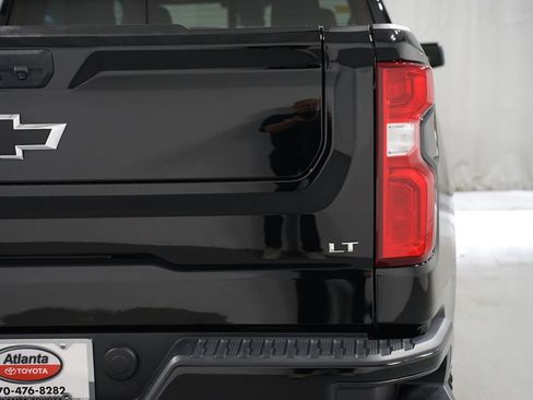 Used 2024 Chevrolet Silverado 1500 LT Trail Boss w/ Convenience Package II AWD/4WD image 10