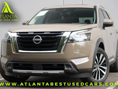 Used 2024 Nissan Pathfinder Platinum