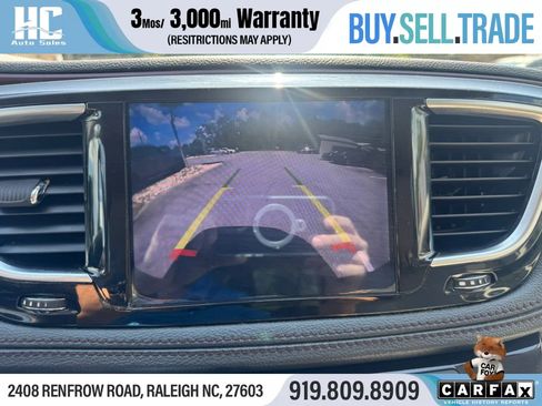 Used 2020 Chrysler Pacifica Limited FWD image 23