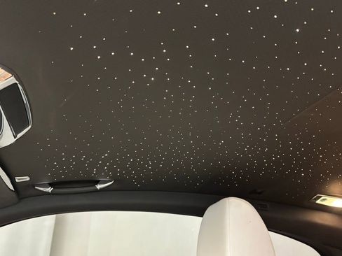 Used 2016 Rolls-Royce Wraith RWD image 41