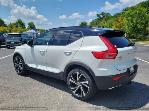 Used 2020 Volvo XC40 T5 R-Design AWD/4WD image 6