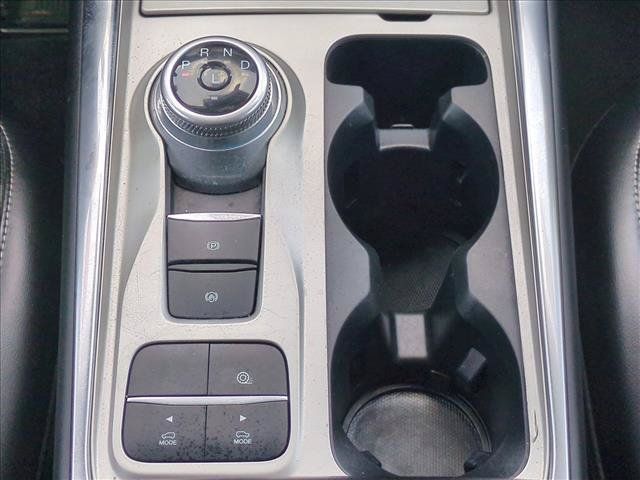 Used 2022 Ford Explorer XLT w/ Equipment Group 202A RWD image 12