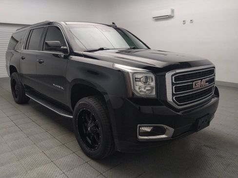 Used 2019 GMC Yukon XL SLT AWD/4WD image 13