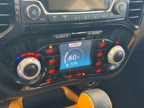 Used 2016 Nissan Juke SV FWD image 18