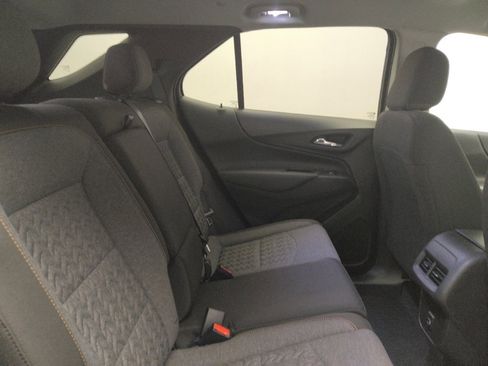 Used 2023 Chevrolet Equinox LT w/ Driver Convenience Package image 19
