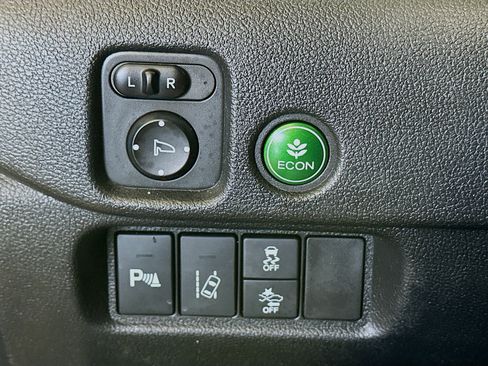 Used 2017 Honda Pilot Elite image 16
