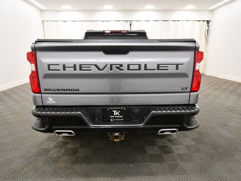 Used 2022 Chevrolet Silverado 1500 LT Trail Boss w/ Bed Protection Package AWD/4WD image 6