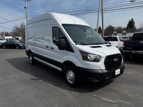 Used 2022 Ford Transit 250 148 High Roof AWD image 8
