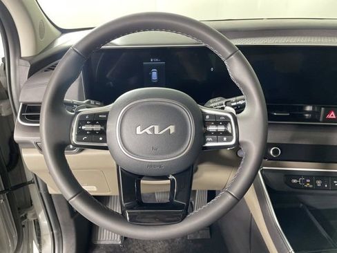 New 2026 Kia Carnival EX image 23