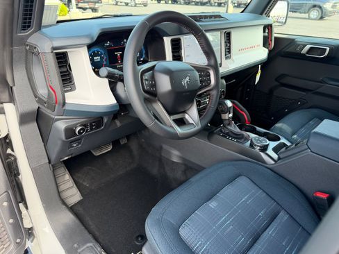 New 2026 Ford Bronco Heritage Edition AWD/4WD image 9