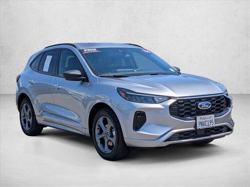 Certified 2024 Ford Escape ST-Line w/ Tech Pack #1 FWD image 3