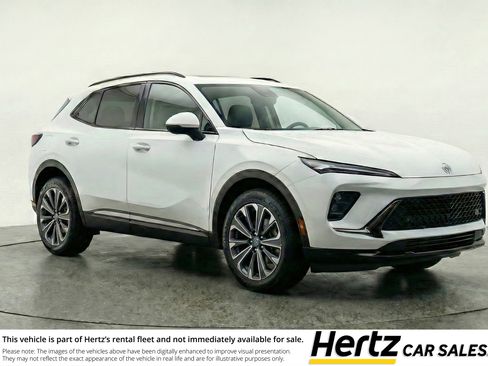 Used 2024 Buick Envision Preferred AWD/4WD image 1