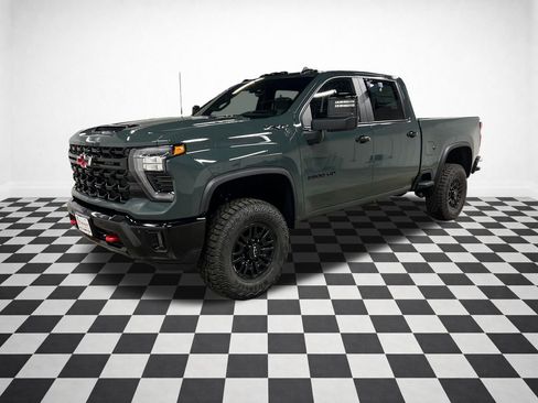 New 2026 Chevrolet Silverado 2500 ZR2 w/ LPO, Dark Essentials Package AWD/4WD image 4