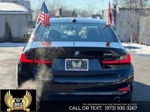 Used 2019 BMW 330i xDrive Sedan w/ Convenience Package image 5