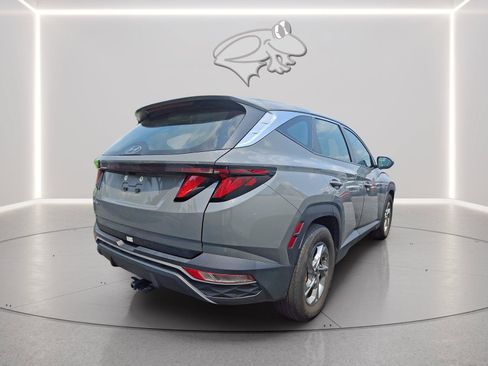 Used 2024 Hyundai Tucson SE FWD image 3
