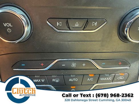 Used 2017 Ford Edge SEL w/ Equipment Group 201A AWD/4WD image 23