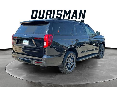 Used 2026 Ford Expedition Platinum w/ Stealth Appearance Package AWD/4WD image 5
