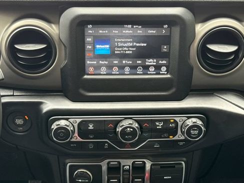 Used 2020 Jeep Gladiator Sport w/ Quick Order Package 24S AWD/4WD image 13