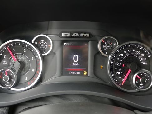 New 2026 RAM 2500 Warlock AWD/4WD image 24