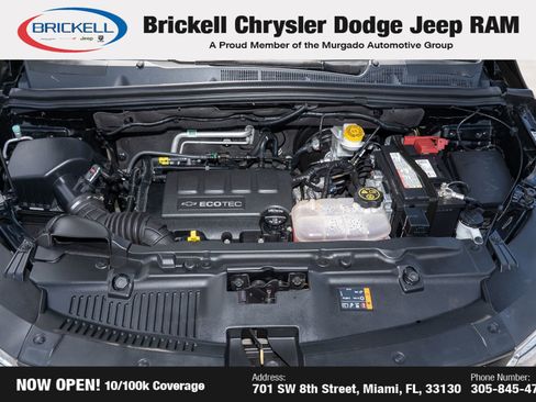 Used 2020 Chevrolet Trax LT w/ LT Convenience Package image 34