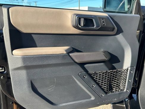 Used 2023 Ford Bronco Wildtrak AWD/4WD image 22
