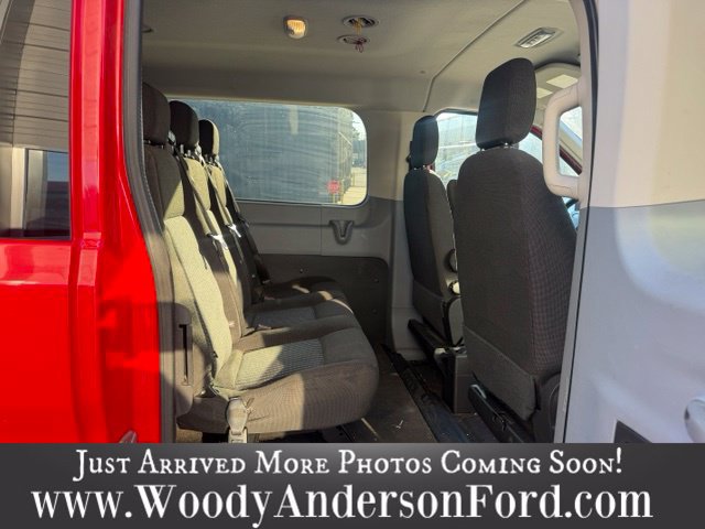 Used 2016 Ford Transit 150 XL RWD image 7