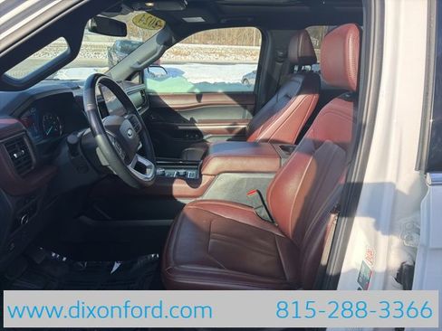 Used 2024 Ford Expedition Max Limited image 9