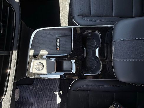 New 2025 Buick Enclave Sport Touring w/ Power Package image 17