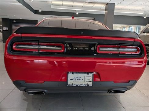 Certified 2016 Dodge Challenger R/T Scat Pack w/ Leather Interior Group image 5