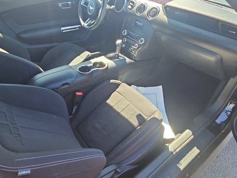 Used 2020 Ford Mustang Coupe RWD image 13