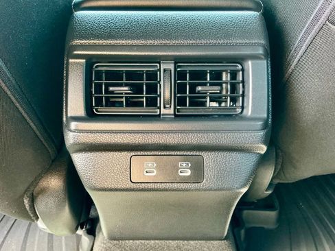 Used 2025 Honda Accord Sport image 30