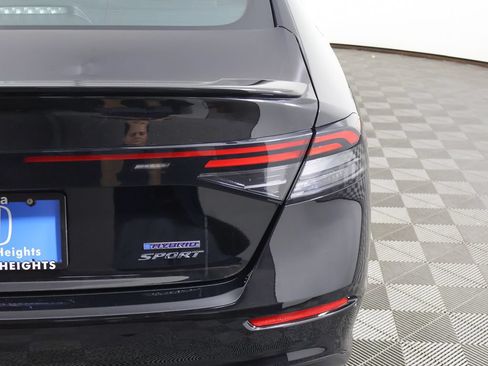 Used 2023 Honda Accord Sport image 15
