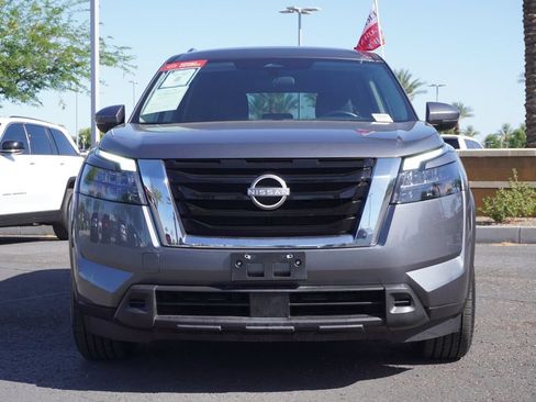 Certified 2025 Nissan Pathfinder SV AWD/4WD image 5