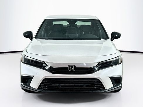 Used 2023 Honda Civic Sport image 2