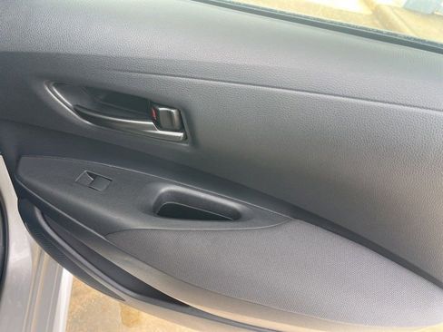 Used 2024 Toyota Corolla LE FWD image 23