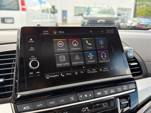 Used 2025 Honda Odyssey Touring image 17