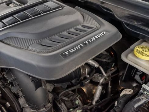 Certified 2023 Jeep Grand Wagoneer Series II AWD/4WD image 4