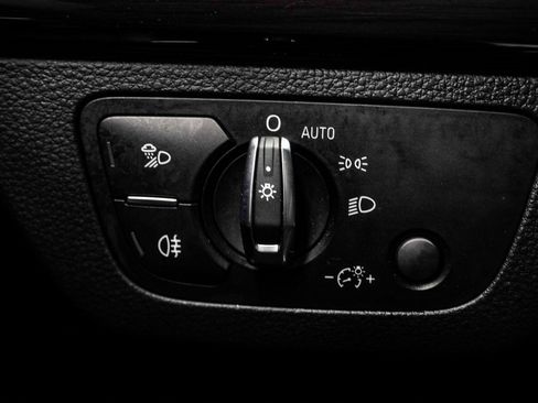 Used 2018 Audi Q5 2.0T Premium Plus w/ Premium Plus Package image 27